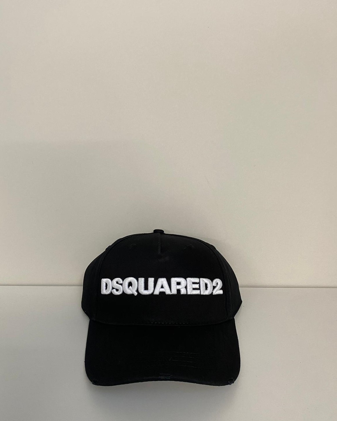 DSQUARED CAPPELLO BCM0028 M063 